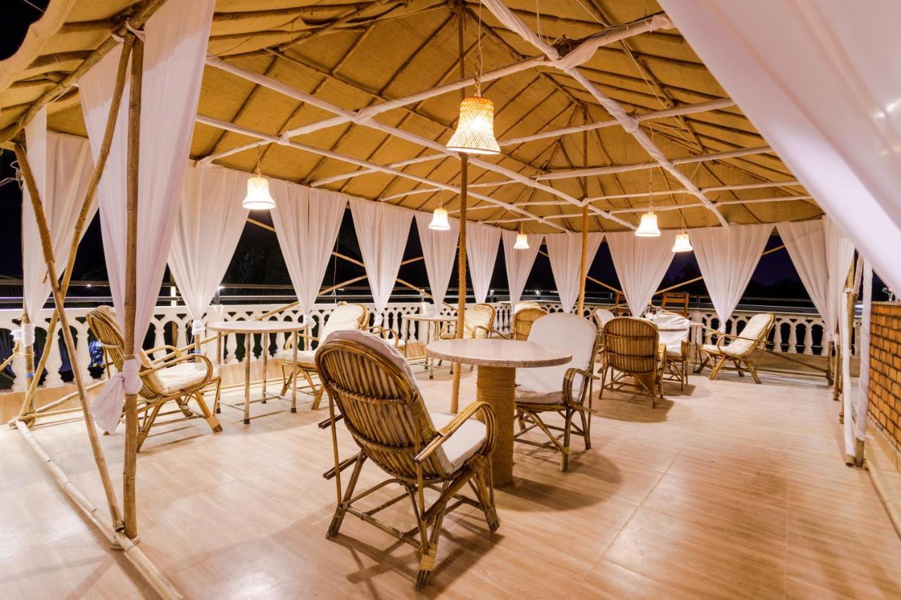 La Vaiencia Beach Resort, Морджим Екстериор снимка