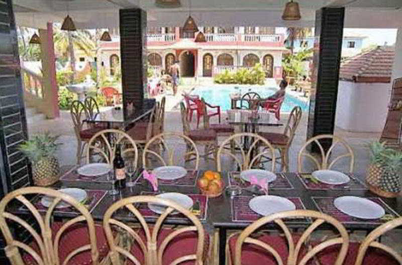 La Vaiencia Beach Resort, Морджим Екстериор снимка