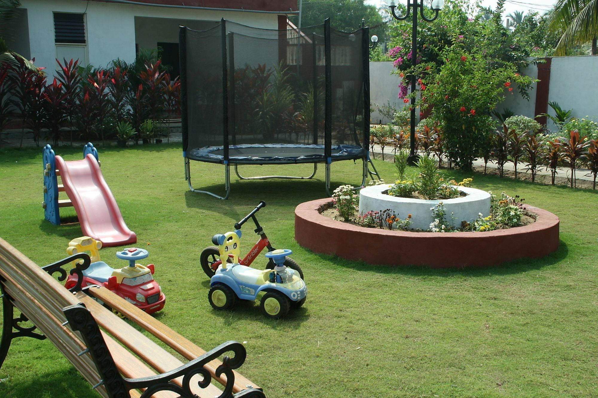 La Vaiencia Beach Resort, Морджим Екстериор снимка